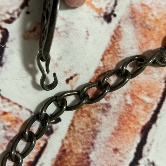 ESCADA Women’s Vintage Gun Metal Sculpted Oval Chainlink Belt Made in Spain E main image 5